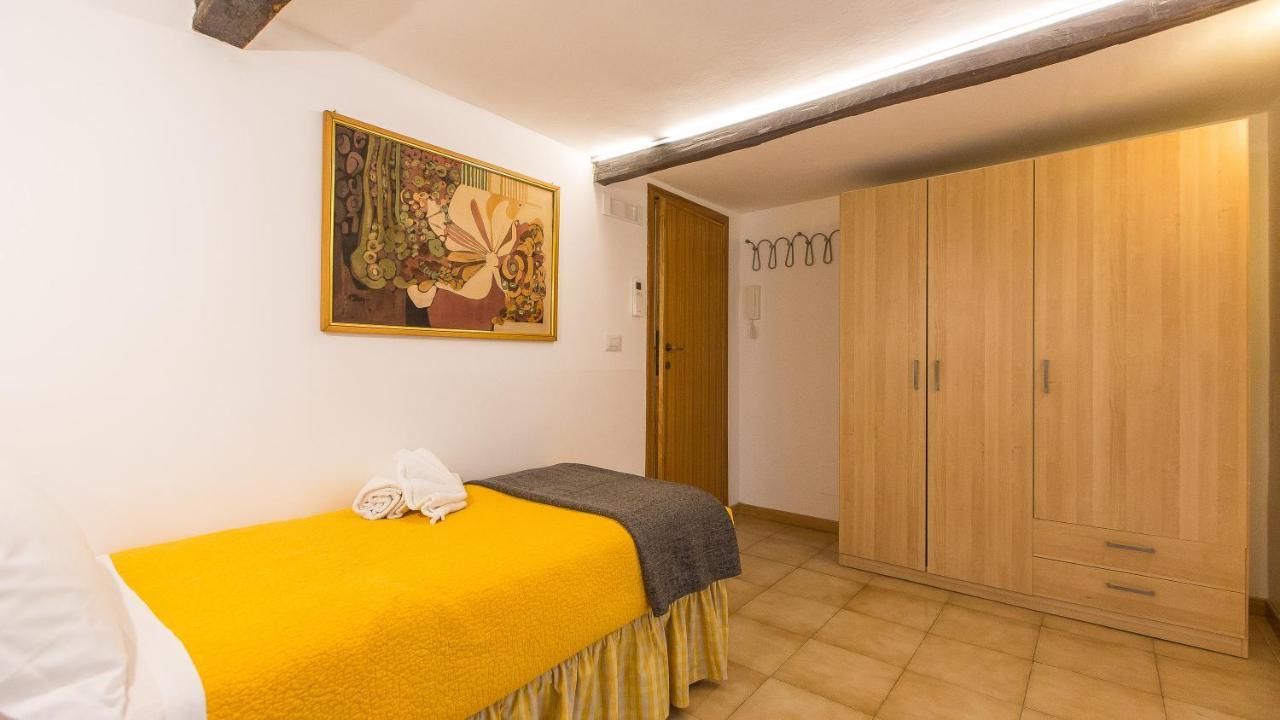 Bovari Apartment